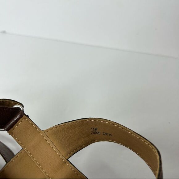 BORN faux leather Brown Strappy Sandals with Adjustable Ankle Strap 11 - Picture 8 of 9